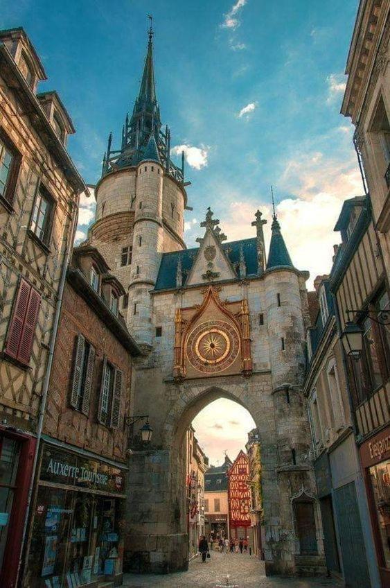 L'Atelier Des Songes - Deux Pieces - Centre Ville โอแซร์ ภายนอก รูปภาพ